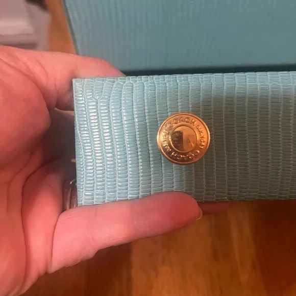 Very Rare Coach, Y2K Legacy Seafoam Blue Jewelry Box with 🪞 - Picture 2 of 14